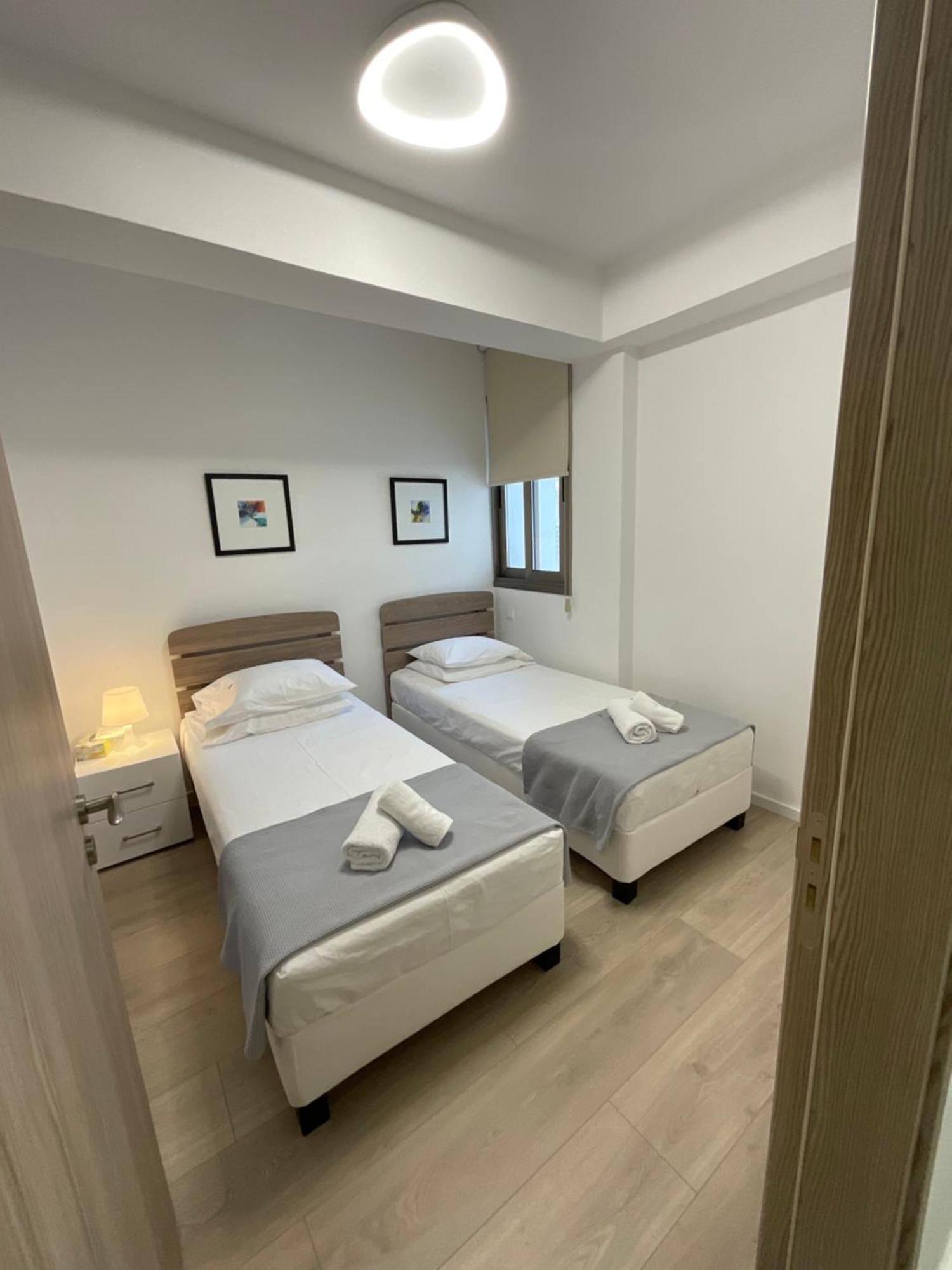 Le Voyageur Apartment Larnaca Exterior photo